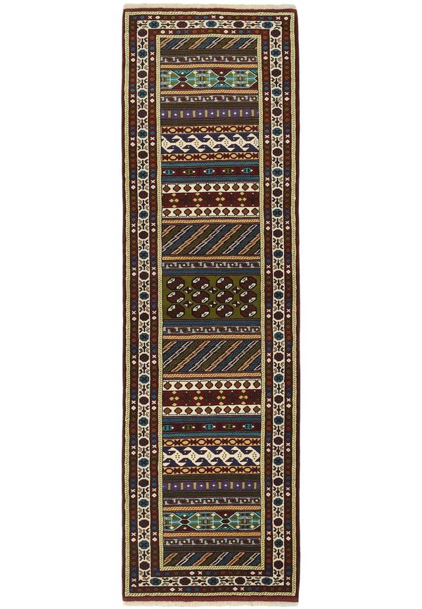 Smickrande Matta som passar bra vid många olika tillfällen.