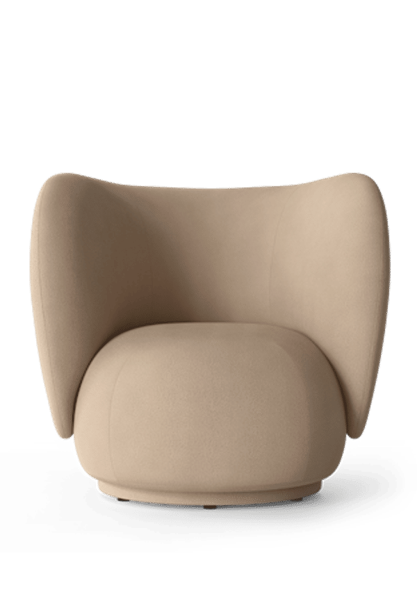 Härlig beige fåtölj 2025 från FERM LIVING.