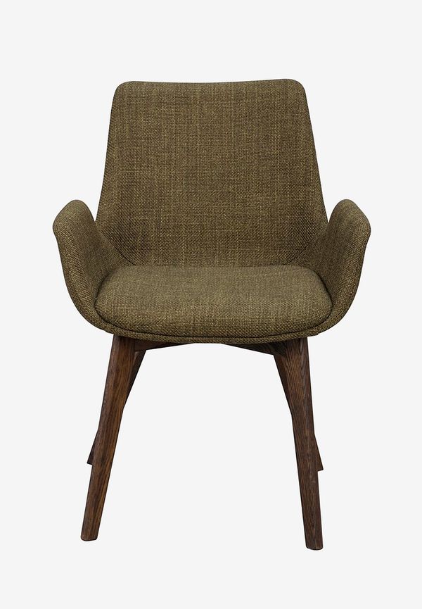 Jättefin grön stol i ek från Rowico Home.