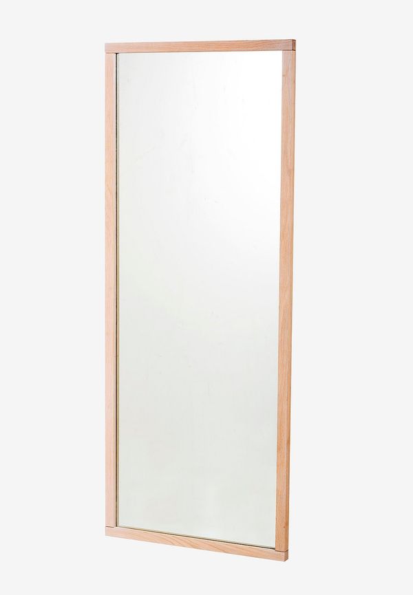 Snygg spegel 2025 från Rowico Home.