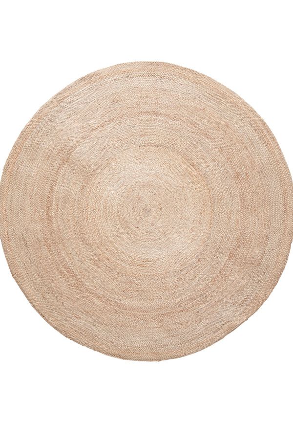 Otroligt snygg Matta som passar bra vid många olika tillfällen.