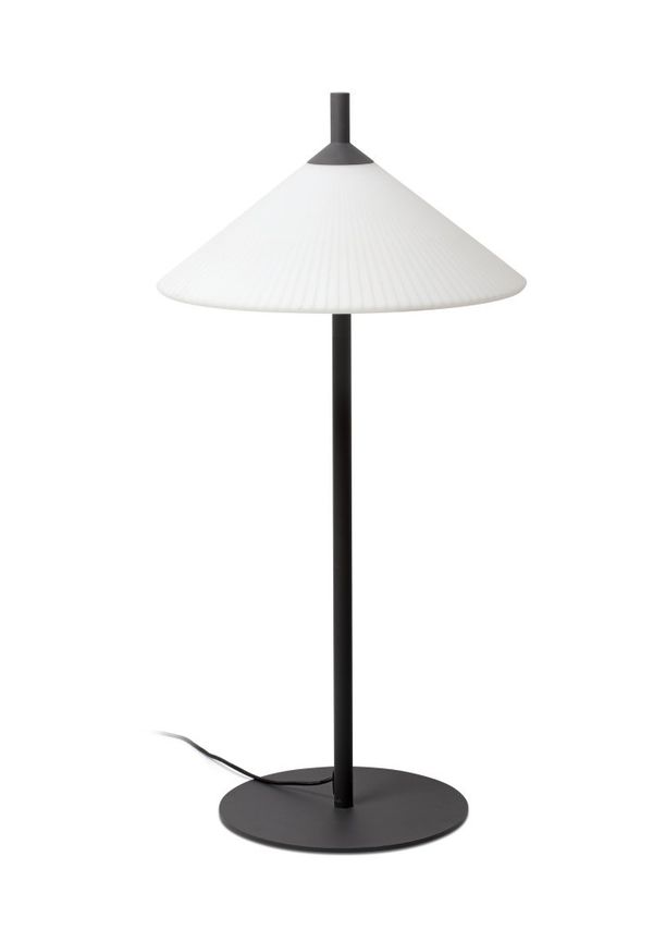 Snygg lampa 2025 från Faro Barcelona.