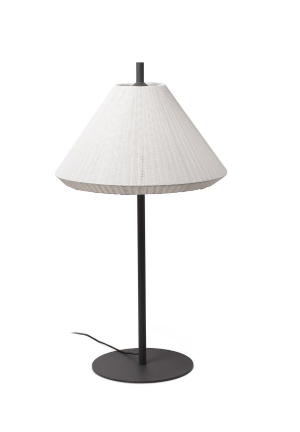 Faro Barcelona aluminiumlampa som passar perfekt till sommaren 2025!