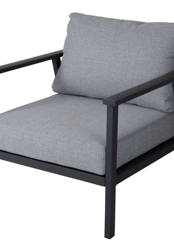 Fantastiskt snygg matstol 2025 från Brafab.