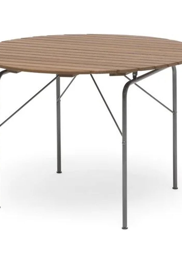 Trendig bord 2025 från Hillerstorp.