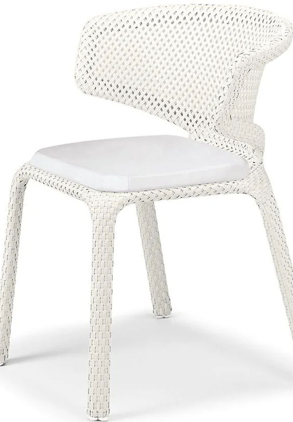 Vit Dedon-aluminiumstol i skön modell.