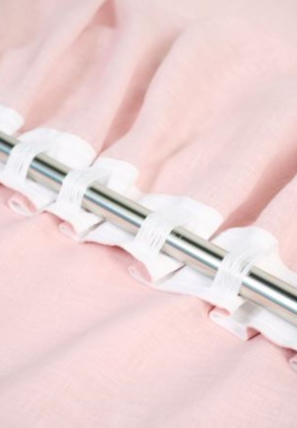 Fantastiskt fin hemtex gardin i gammelrosa färg gjord i linne.