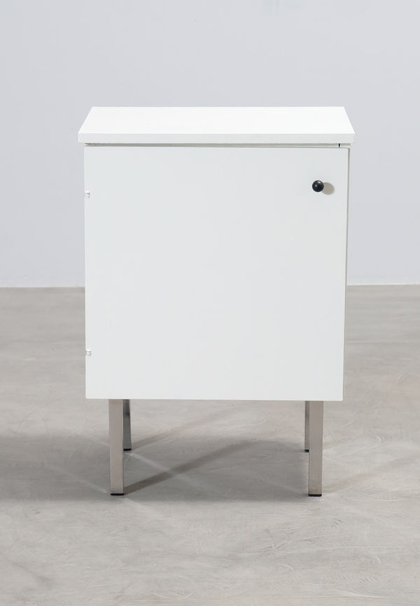 Vacker vit bord 2025 från No brand.