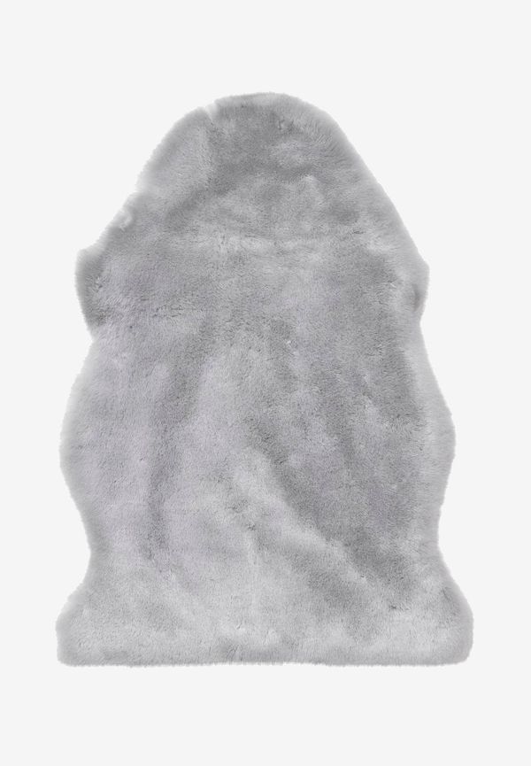 Smickrande matta i fårskinn från Skinnwille.