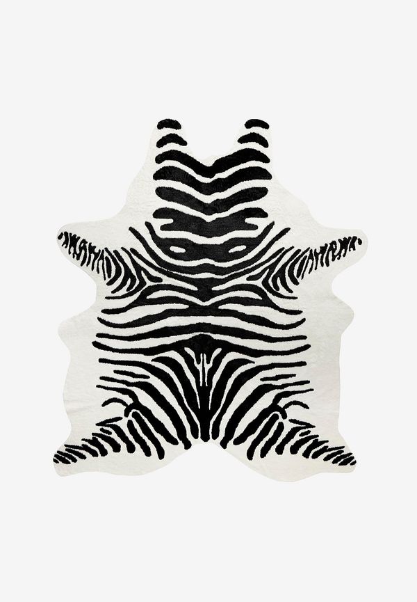 Svart matta som passar perfekt till sommaren 2025!