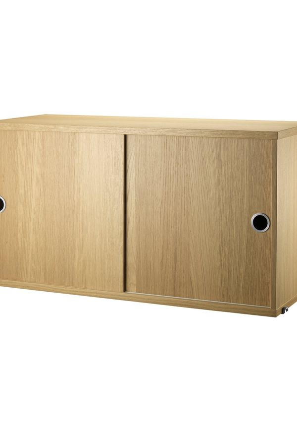 Stilren skjutdörr 2025 från String Furniture.