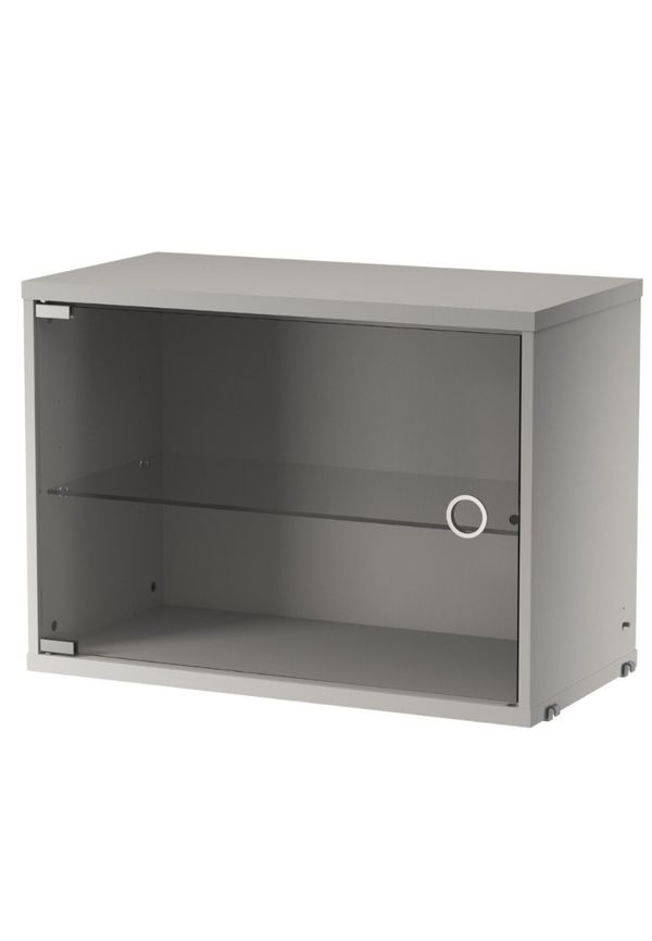 Moderiktig grå skåp 2025 från String Furniture.