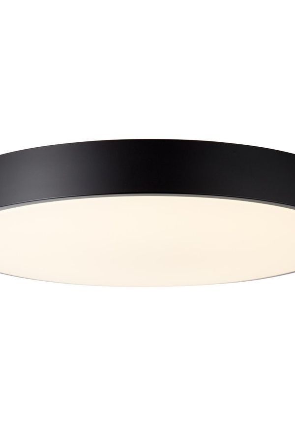 Stilren taklampa 2025 från Brilliant.