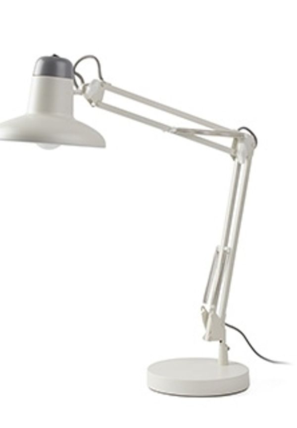 Faro Barcelona läslampa som passar perfekt till sommaren 2025!