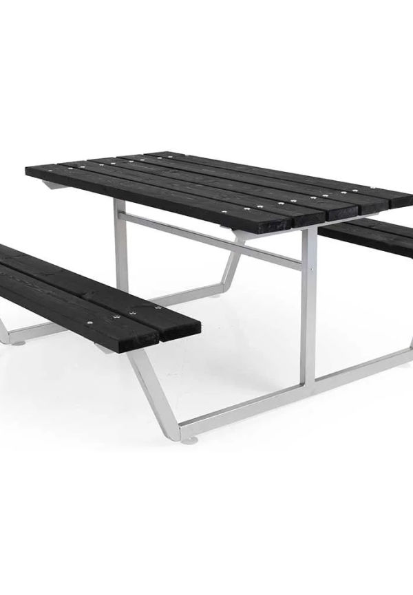 Stilriktig bord 2025 från Brafab.