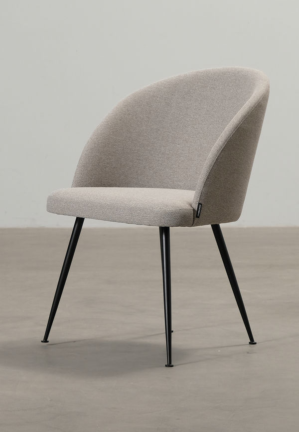 Smickrande matstol 2025 från Sofacompany.