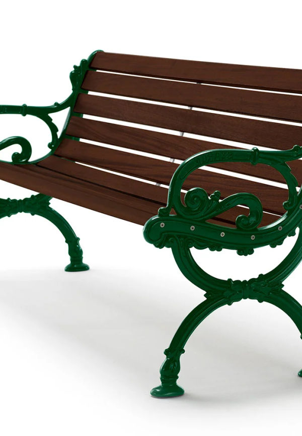 Modern soffa 2025 från Byarums Bruk.