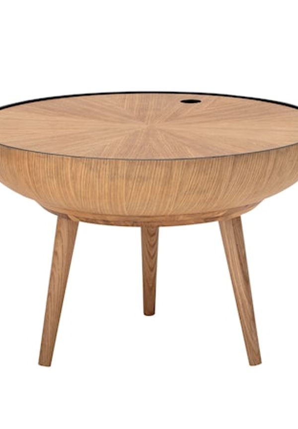 Superfin bord som passar bra vid många olika tillfällen.