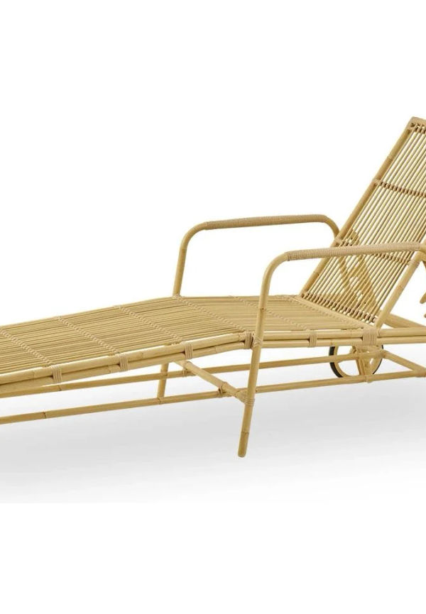Cool solsäng i aluminium från Sika Design.