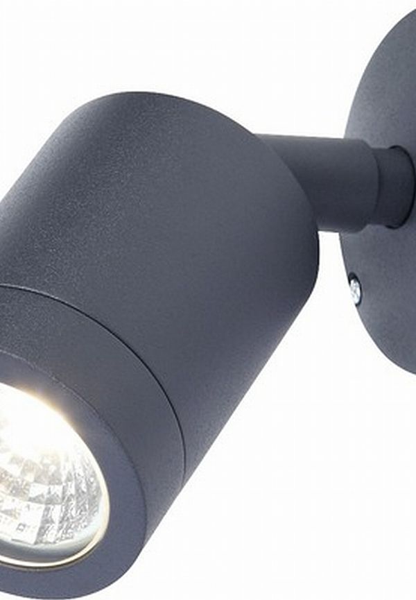 Skön Lampa som passar bra vid många olika tillfällen.