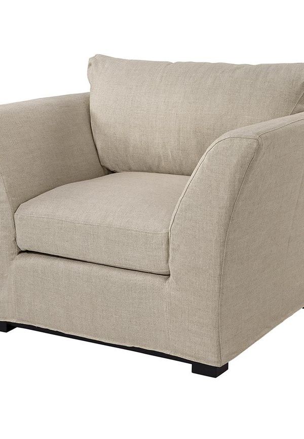 Komfortabel Fåtölj som passar bra vid många olika tillfällen.