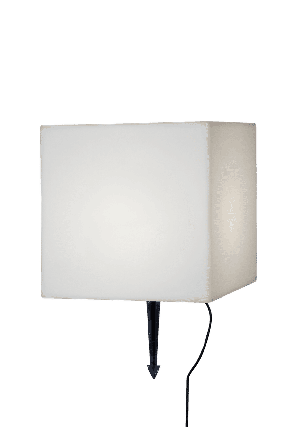 Otroligt fin Lampa som passar bra vid många olika tillfällen.