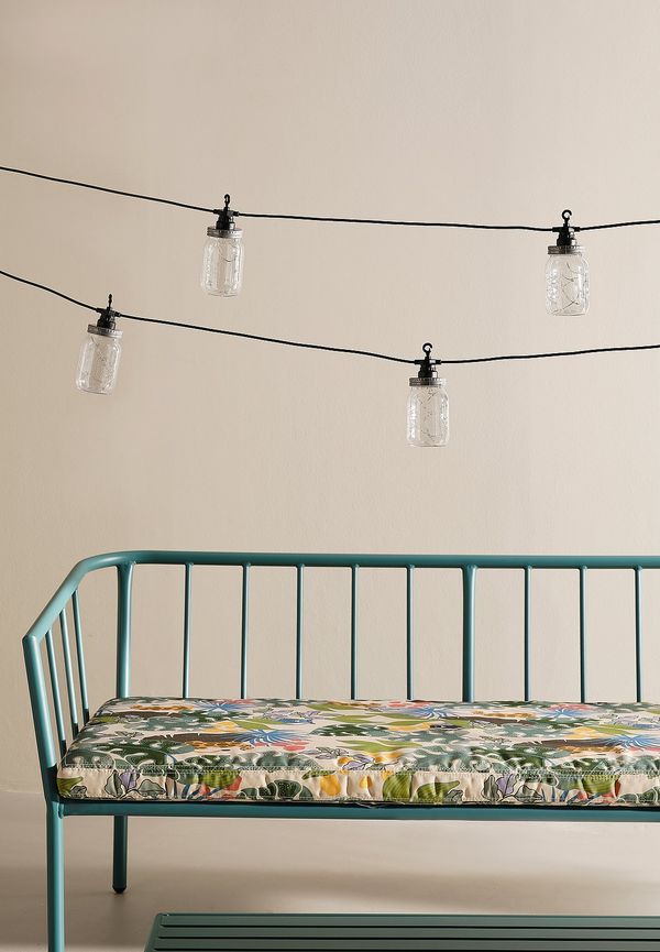 Elegant Lampa som passar bra vid många olika tillfällen.