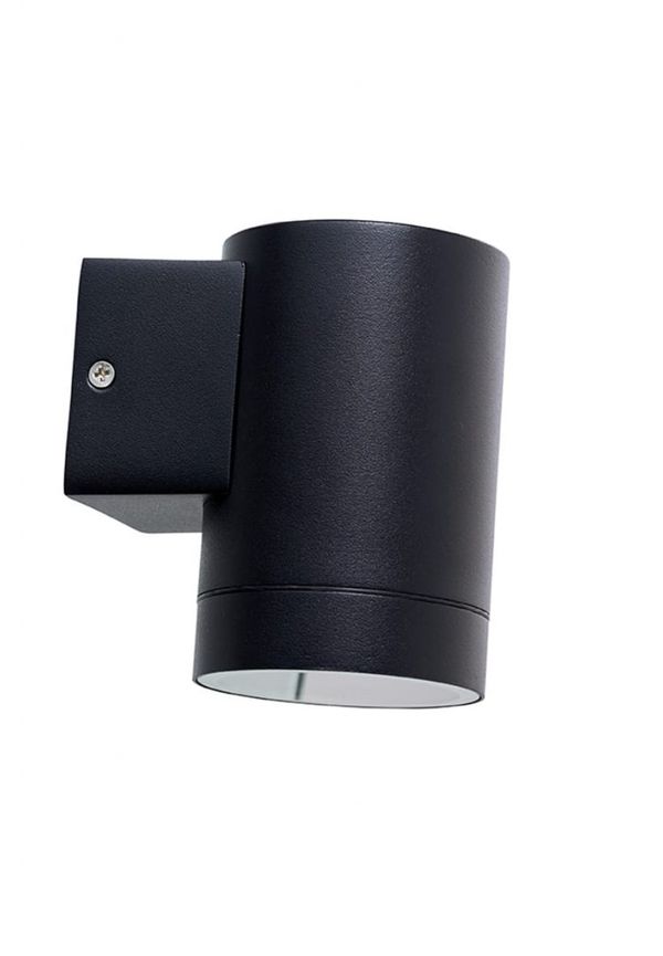 Riktigt trendig aluminiumlampa 2025 från Dyberg Larsen.