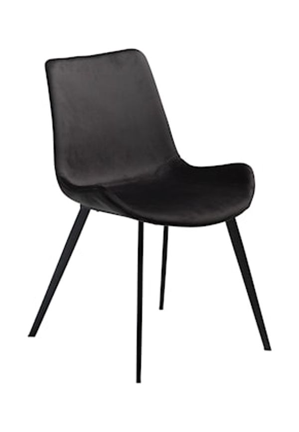 Jättefin Stol som passar bra vid många olika tillfällen.