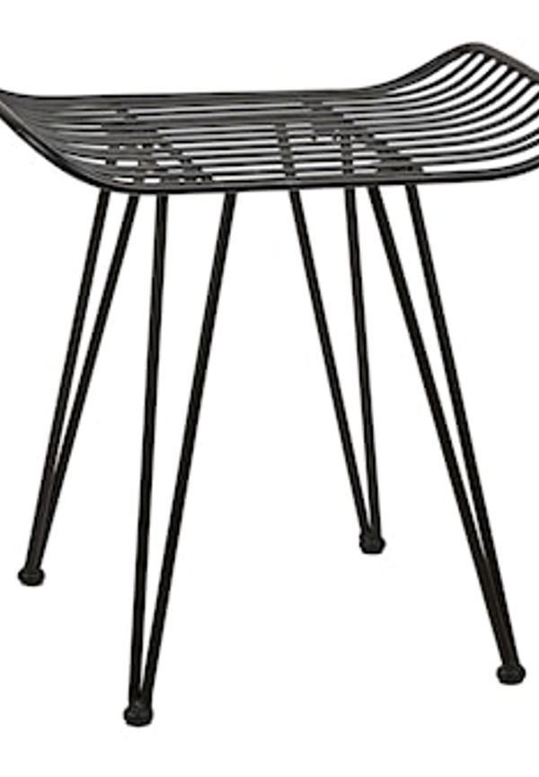 Supersnygg pall i järn från Villa Collection.