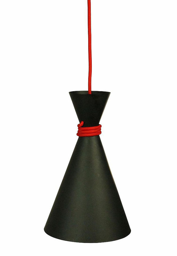 Supersnygg lampa 2025 från Oriva.
