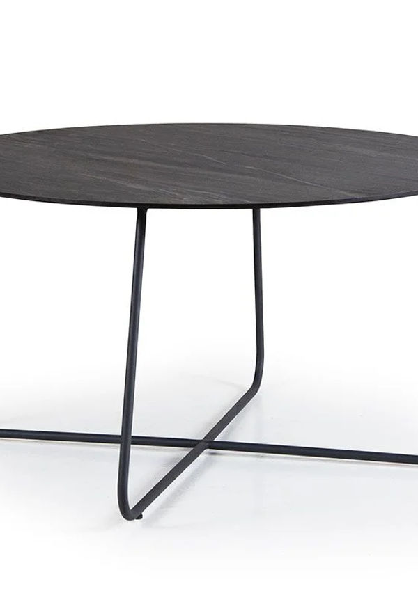 Ikonisk soffbord i aluminium från Brafab.