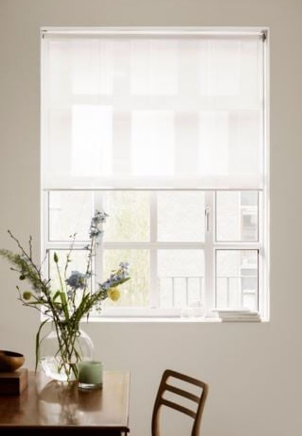 Jättefin rullgardin 2025 från Dekosol.