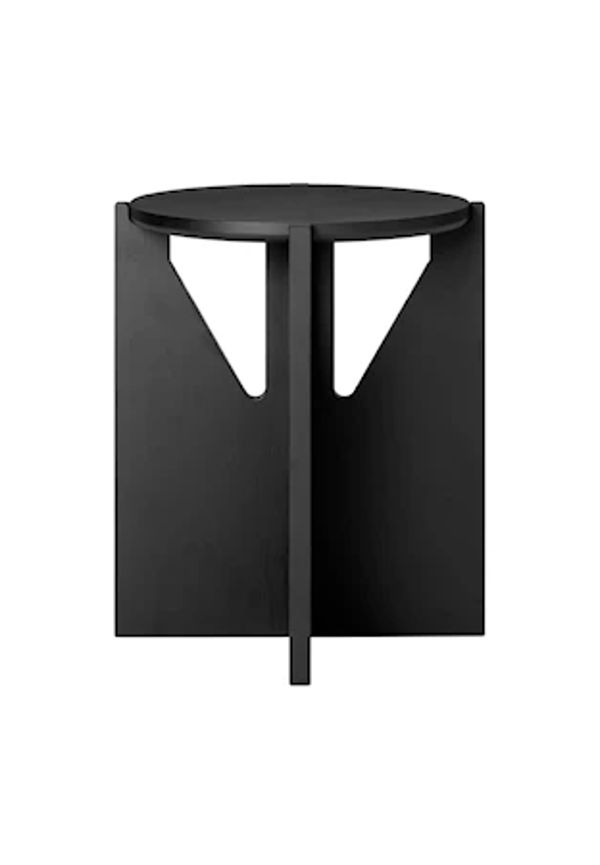 Smickrande pall 2025 från Kristina Dam Studio.