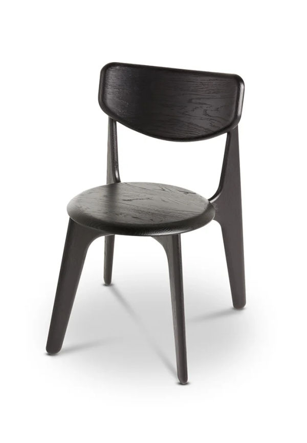 Riktigt snygg stol 2025 från Tom Dixon.