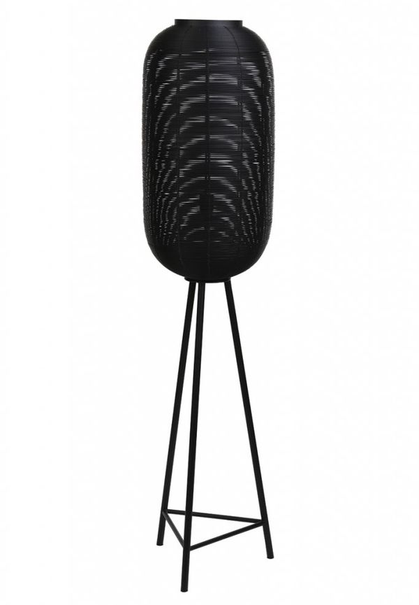 Jättefin golvlampa 2025 från Light & Living.