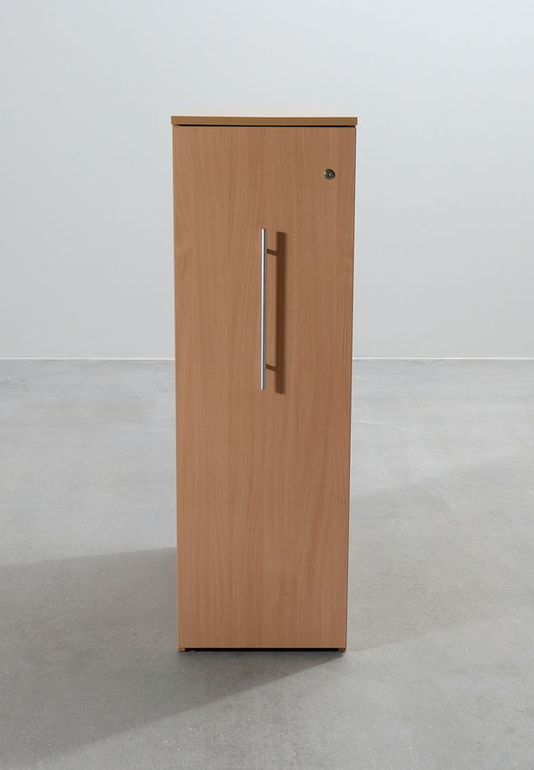 Supersnygg Dörr som passar bra vid många olika tillfällen.