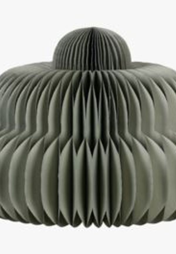 Grön hemtex-bordslampa i otroligt fin modell.