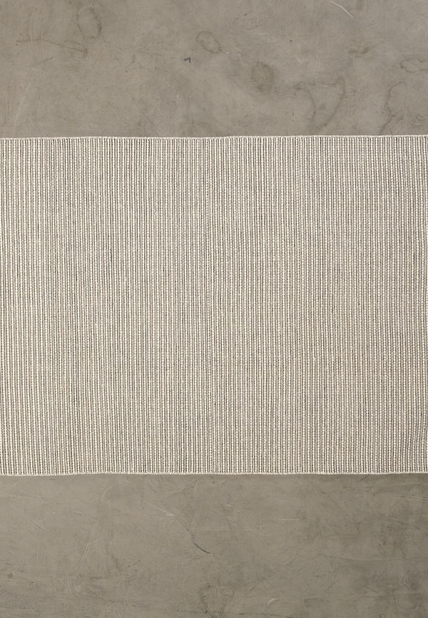 Riktigt snygg Matta som passar bra vid många olika tillfällen.