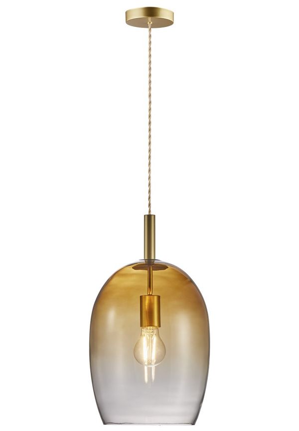 Stilren Lampa som passar bra vid många olika tillfällen.