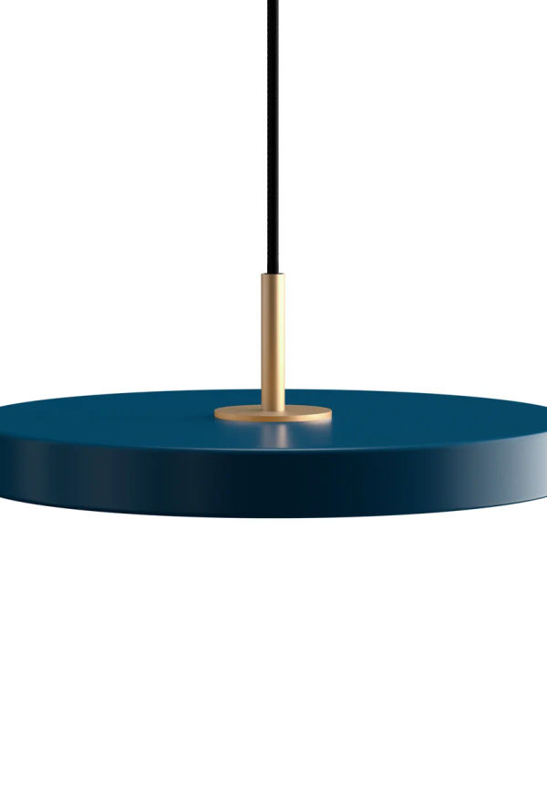 Stilren lampa 2025 från UMAGE.