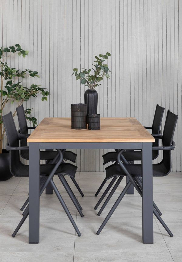 Mysig teakbord 2025 från Venture Home.