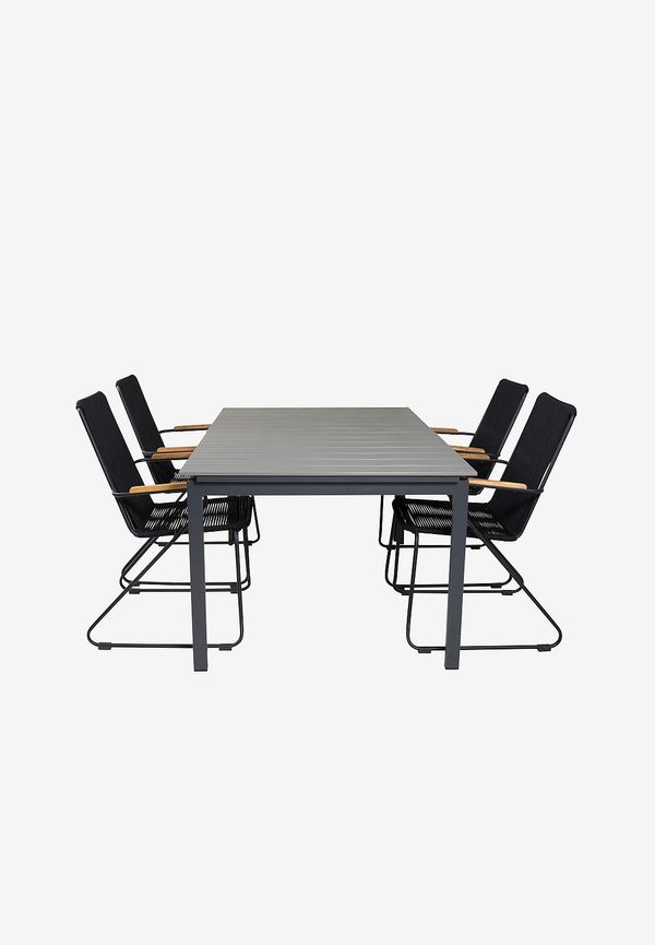 Trendig bord som passar bra vid många olika tillfällen.