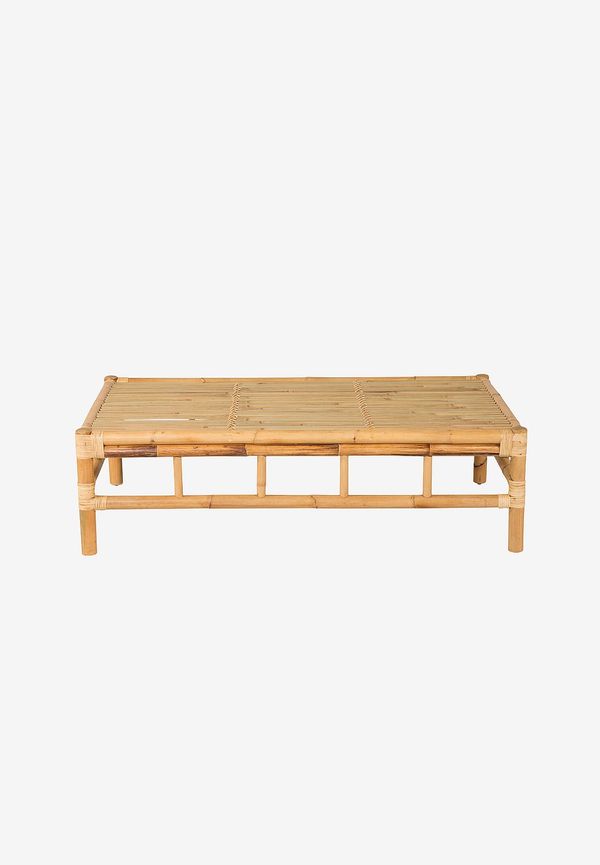 Klassisk bord som passar bra vid många olika tillfällen.