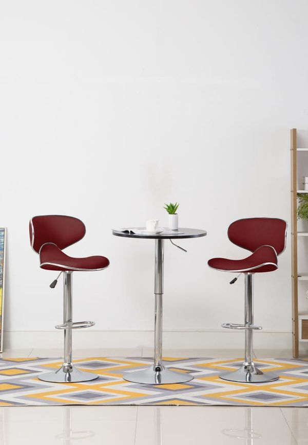 Söt vidaxl stol i röd färg gjord i bomull.