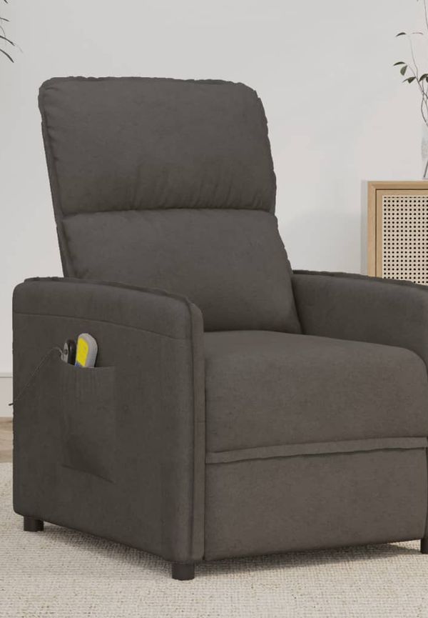 Jättesnygg Stol som passar bra vid många olika tillfällen.