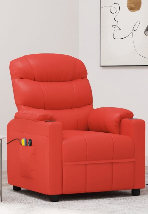 Riktigt snygg Fåtölj som passar bra vid många olika tillfällen.