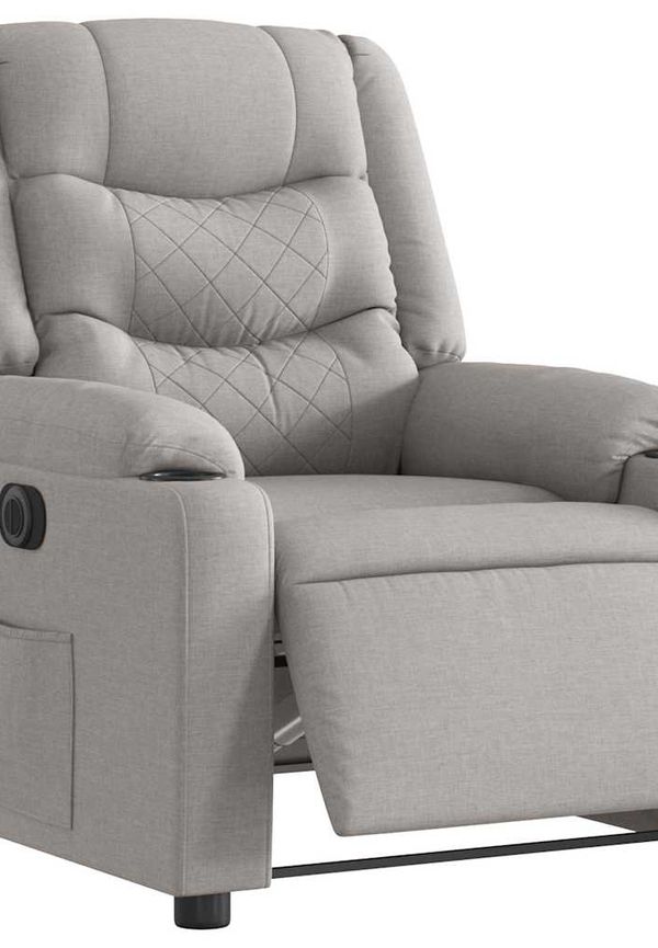 Fantastiskt fin Fåtölj som passar bra vid många olika tillfällen.