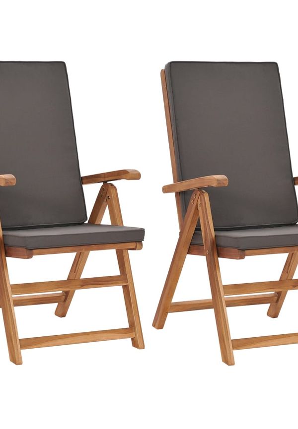 Superfin trädgårdsstol i grå färg gjord i teak.