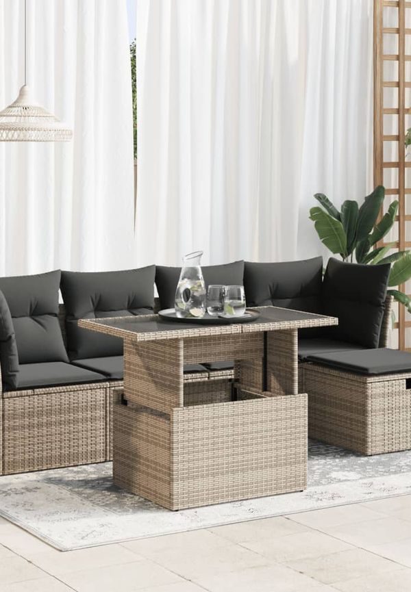 Stilren bord som passar bra vid många olika tillfällen.